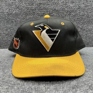 Vintage 1990s NHL Sports Specialities Pittsburgh Penguins Script Snapback Hat